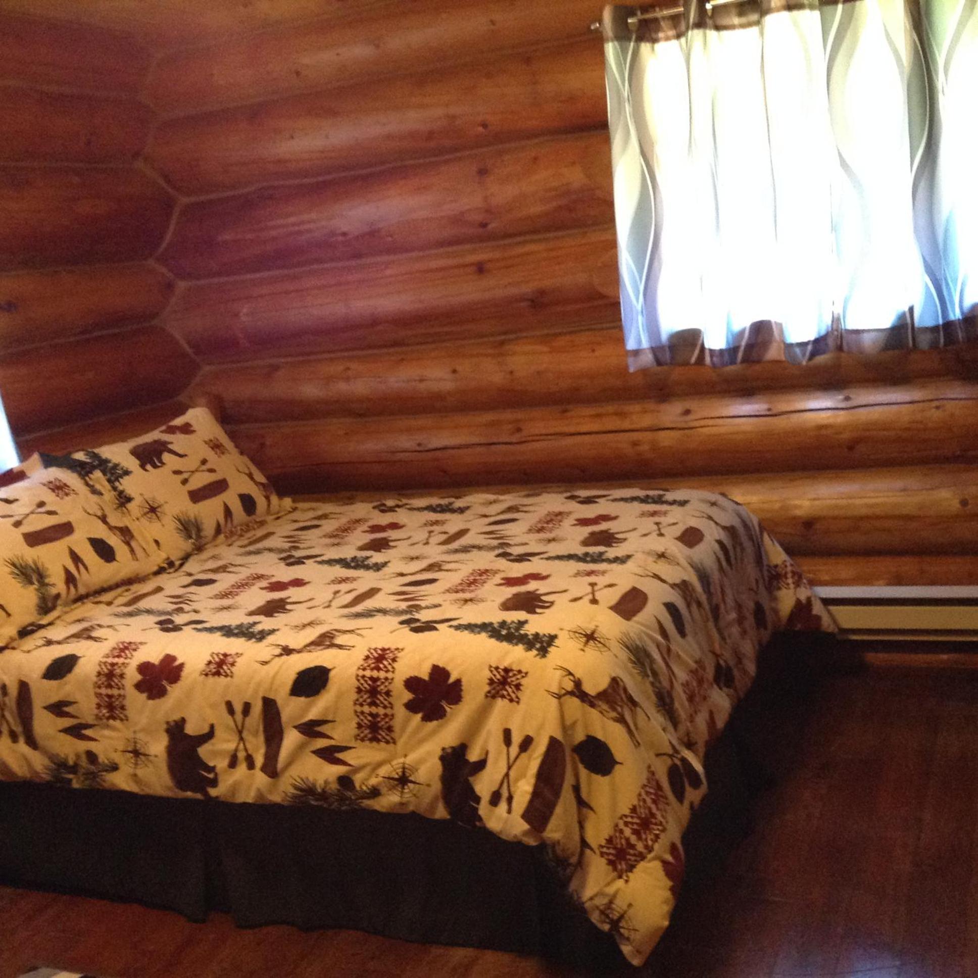 Summit River Lodge & Campsites Вейлмаунт Номер фото